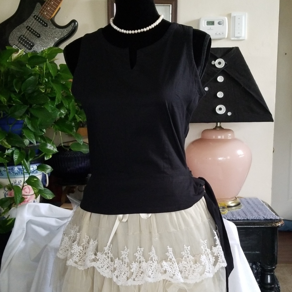 Black Tops sz 4